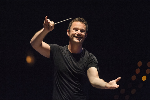 Conductor Matthew Halls