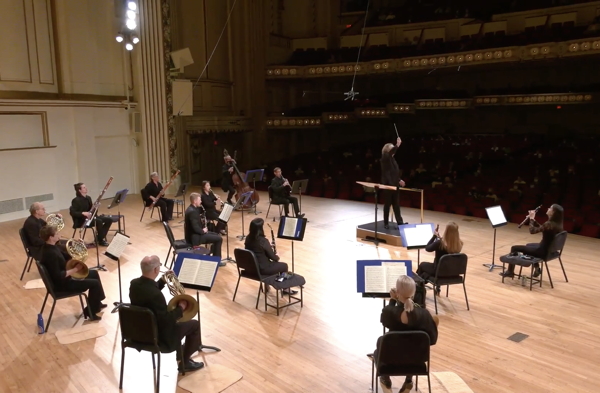 Stéphane Denève conducts the Mozart Serenade